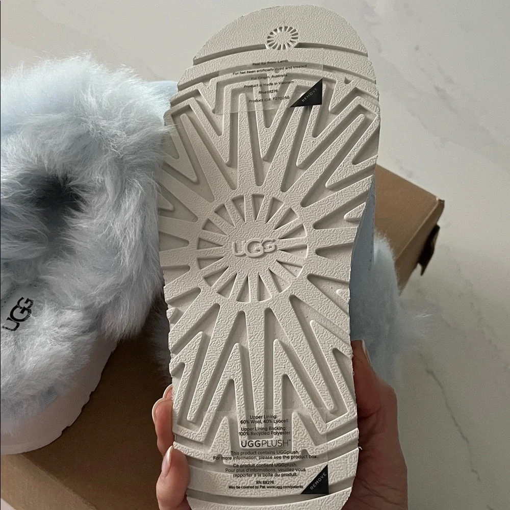 UGG® DISQUETTE CHALET SLIPPERS - Picture 7 of 8
